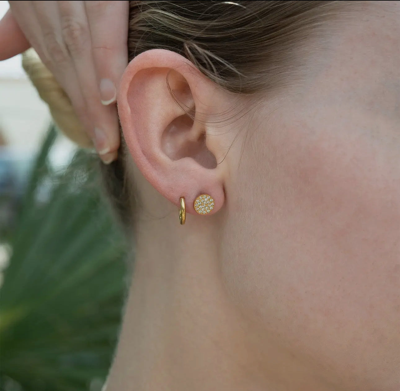 Steel Pave Stone Round Stud Earrings