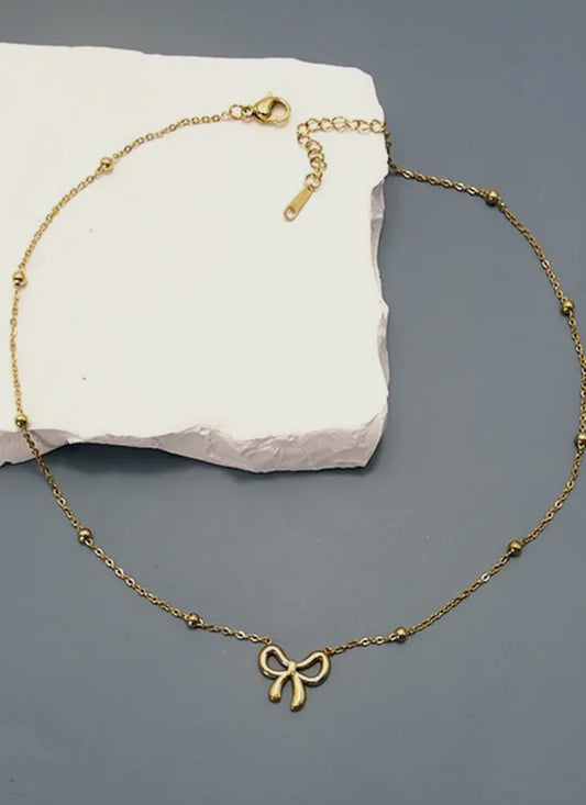 Bow Necklace