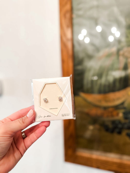 Oval Gold Setting Stud Earrings