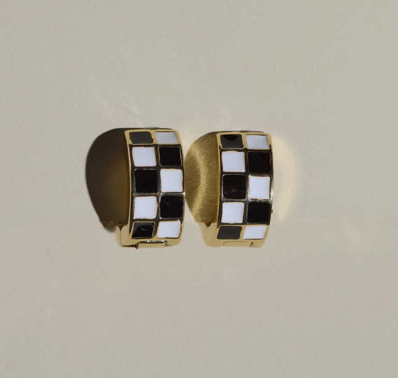 Black & White Checkered Enamel Huggies