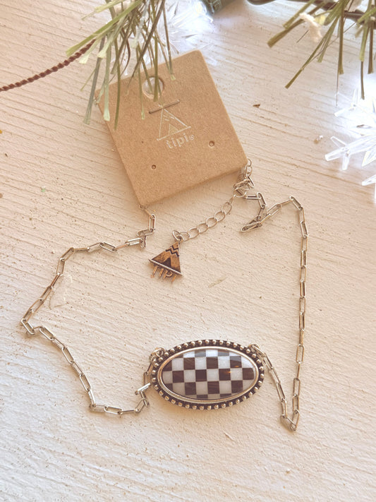 Checkered Oval Necklace